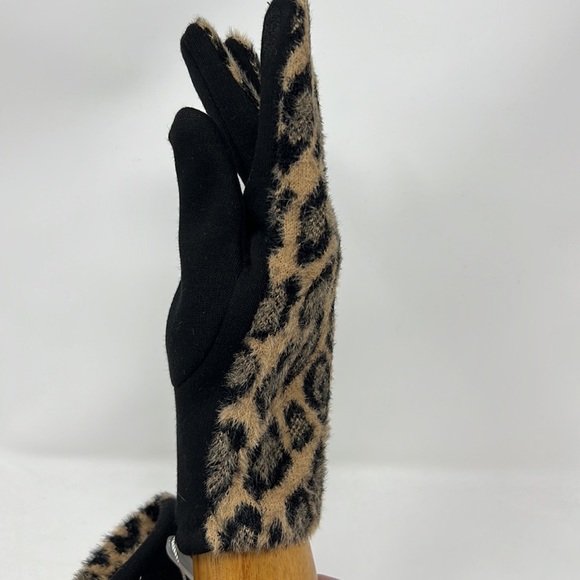 🆕Winter Touch Screen Gloves Black Soft Breathable Cheetah Pattern Gloves - Picture 3 of 8